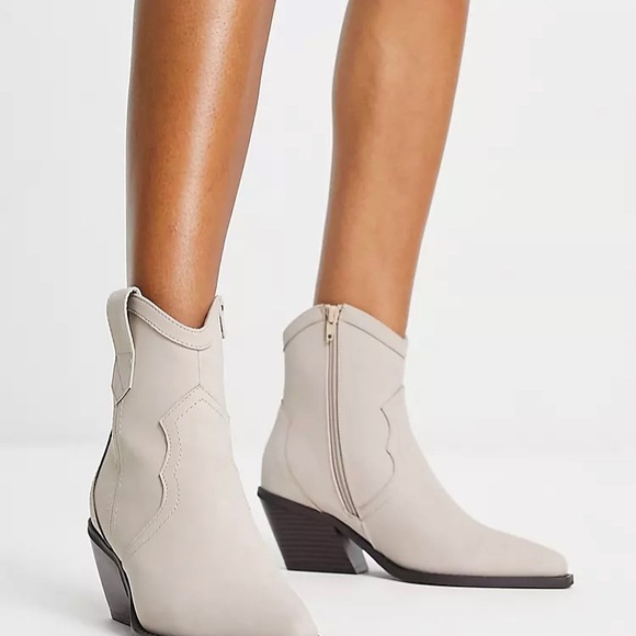 ASOS DESIGN Rocket western ankle boots in taupe - Picture 2 of 7